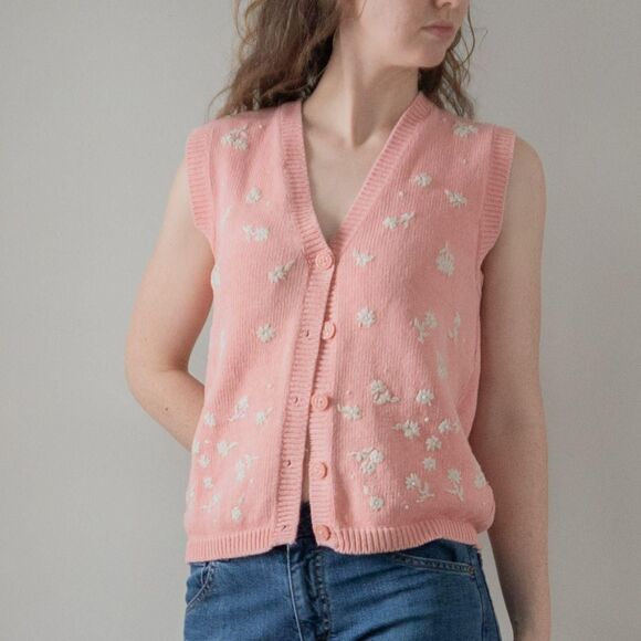 Vintage 90s Pink Cottage Coquette Floral Embroidered Knit Women's Sweater Vest - Picture 5 of 8